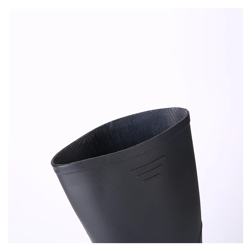 China Waterproof cheap black rain boots pvc manufacturer