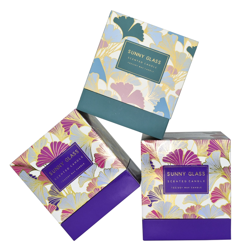 porcelana Caja de embalaje de regalo de gama alta con patrón de flores de ginkgo cuadrado, caja de regalo con portavelas de aromaterapia fabricante