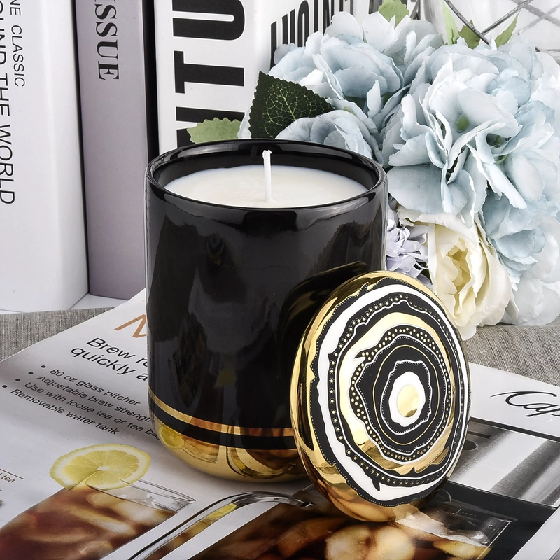 China Großhandel Luxus-Keramik-Kerzenhalter im Schwarzgold-Stil mit Deckel Hersteller