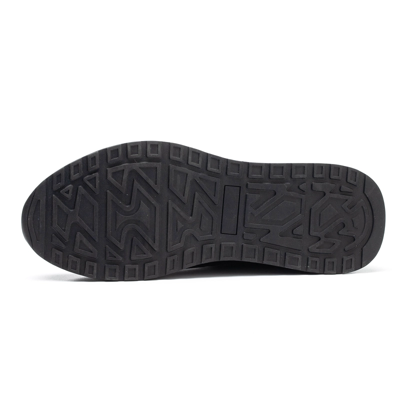 China 0217 Anti slip oil proof steel toe puncture resistant sport type safety shoes for men manufacturer