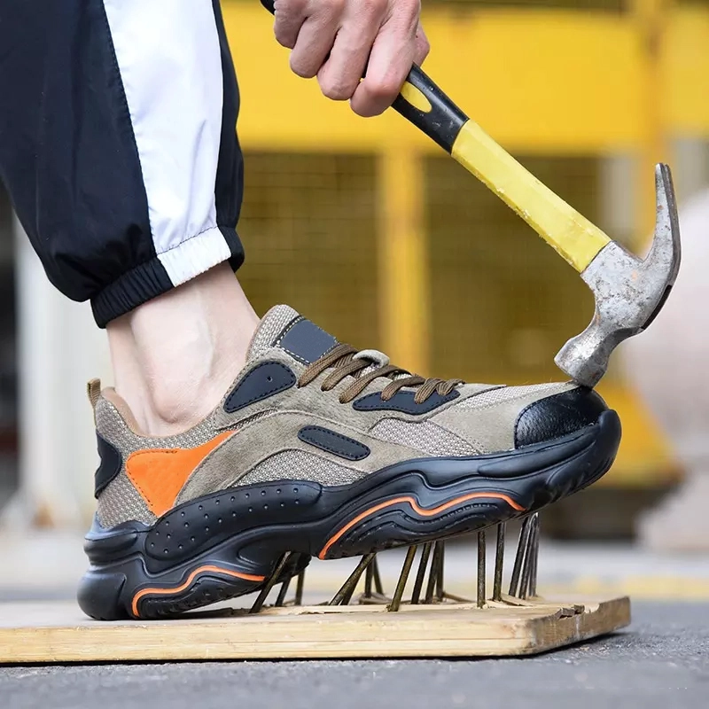 China 0268 Anti slip soft eva sole steel toe prevent puncture comfortable light weight sneaker safety shoes for men manufacturer