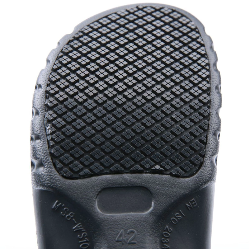 China TM3109 Black soft EVA waterproof non slip hotel restaurant kitchen chef shoes men manufacturer
