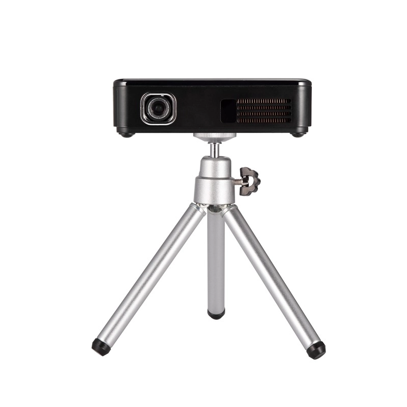 China 4500 Lumen hot projecter 4K UHD Android 7 and WIFI Display support multi systems manufacturer