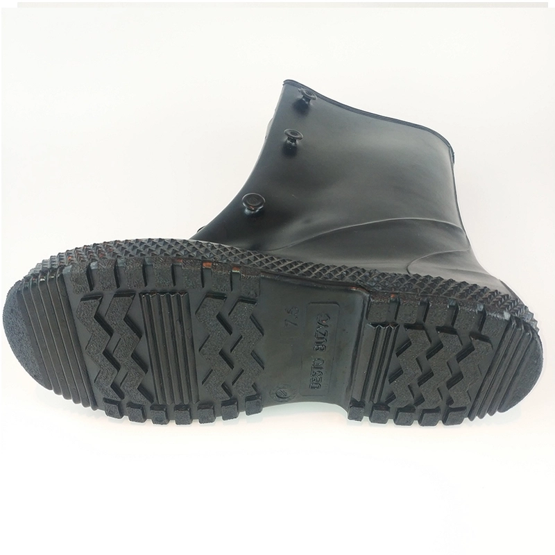 China SC001 slip resistant water proof chemical proof black PVC overshoes for mountain jungle manufacturer