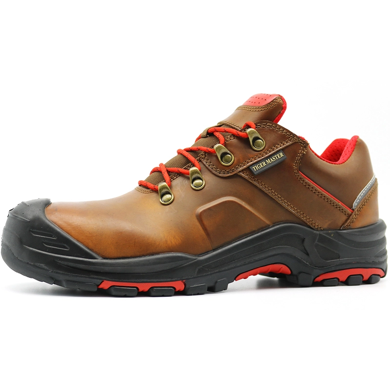 China TM7002 Slip oil resistant waterproof composite toe puncture proof oil industry work shoes manufacturer