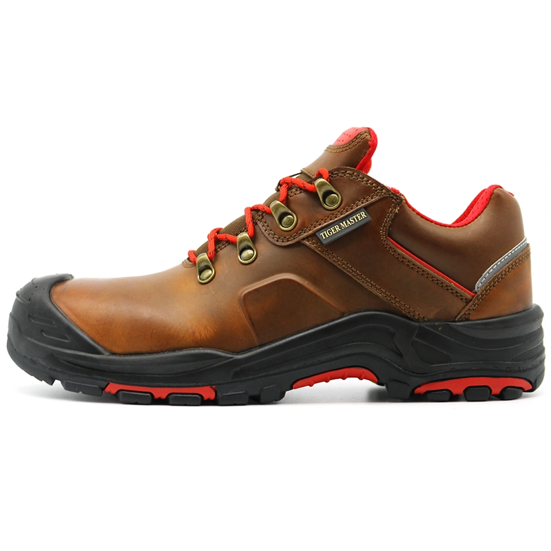 China TM7002 Slip oil resistant waterproof composite toe puncture proof oil industry work shoes manufacturer