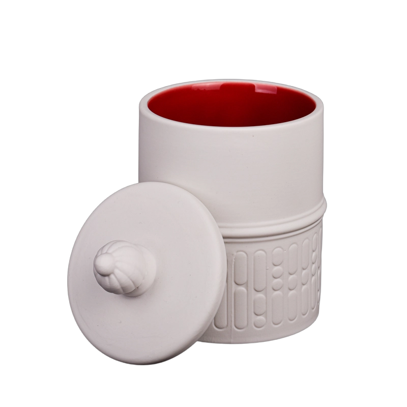 Pakyawan puting porselana pulang pattern na ceramic candle jar na may takip