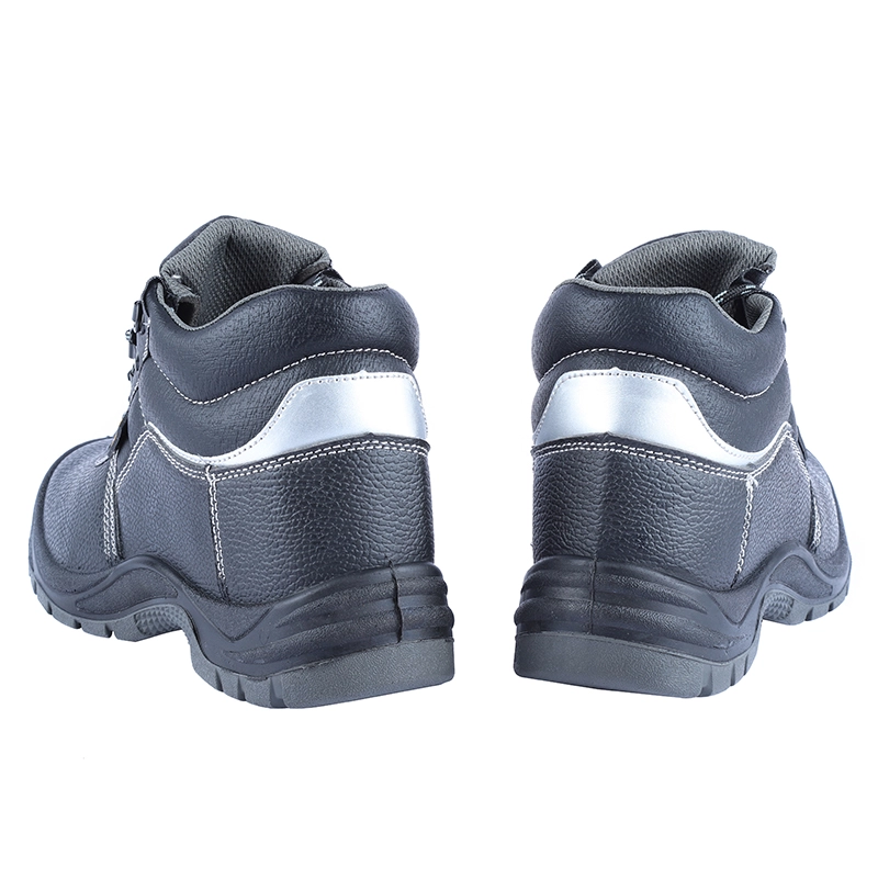 Chine TM2035 bottes de sécurité anti-crevaison en cuir noir résistantes aux acides et à l'huile avec embout en acier fabricant