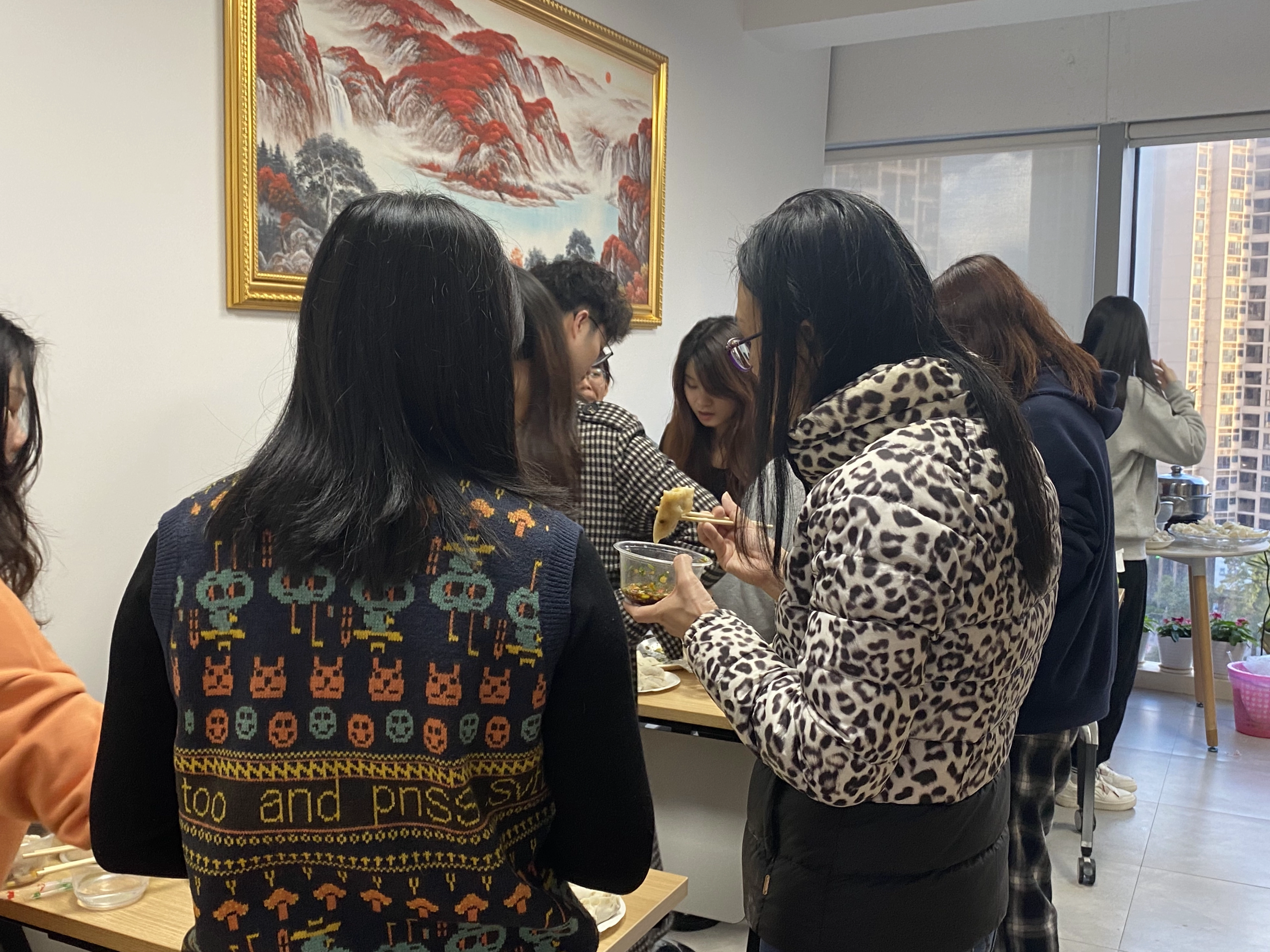 Hey members! Let's eat dumplings, Sunny Worldwide Logistics