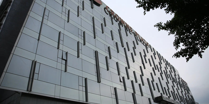 energy-saving effect of building glass curtain walls