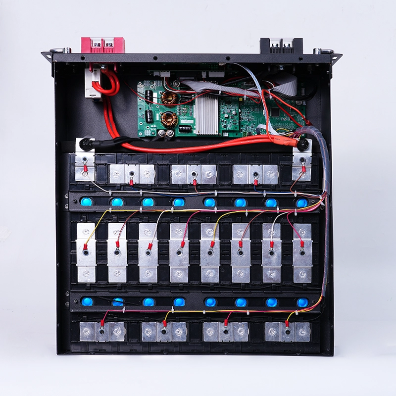 چین رک ارتباطی Megmeet 48V 51.2V 100AH ​​باتری لیتیومی خورشیدی باتری لیتیومی با عمر طولانی بسته باتری لیتیومی چرخه عمیق شرکت تولید کننده