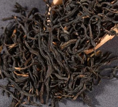 Neden siyah çay sıkı şeritlerle?