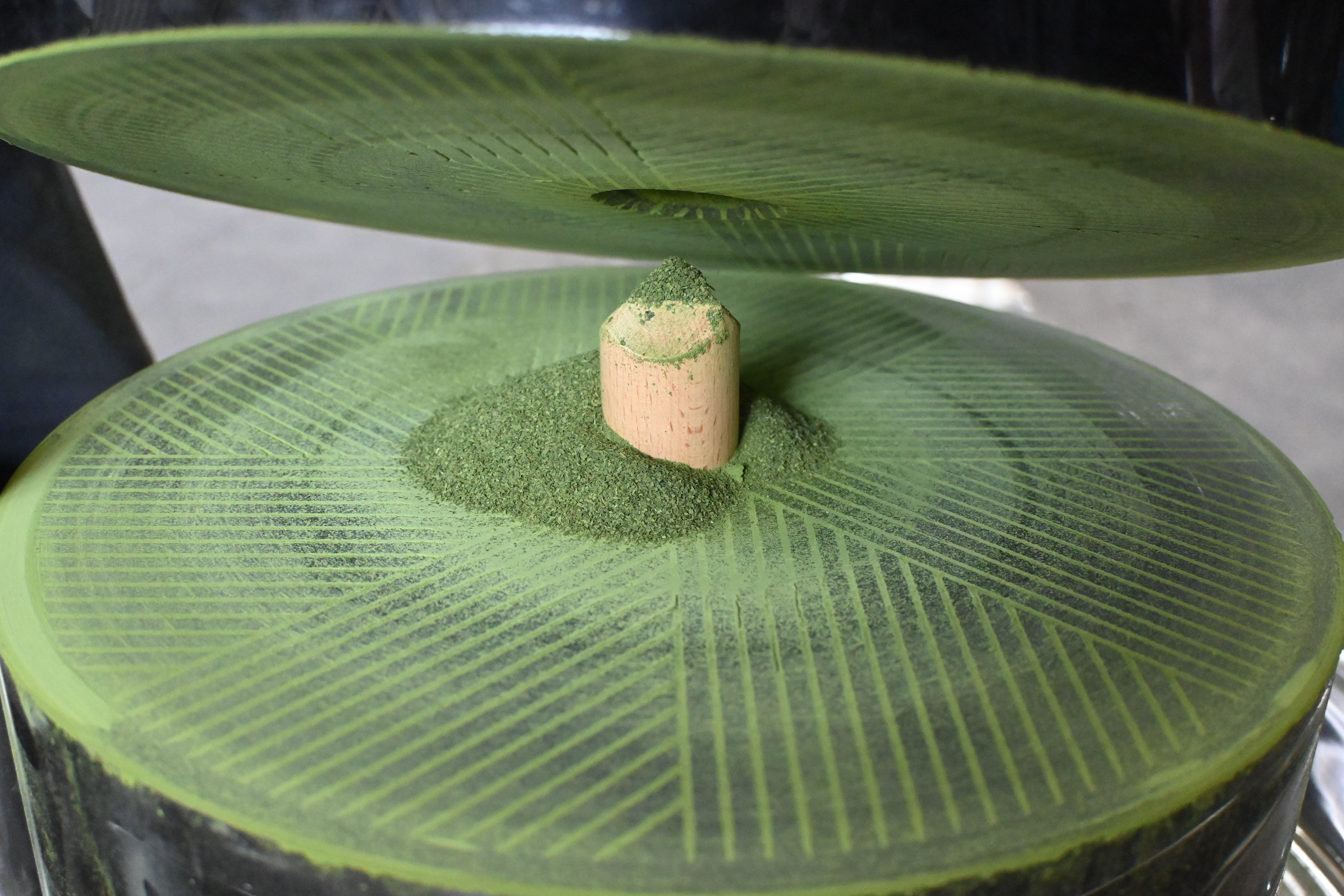 electric matcha stone mill