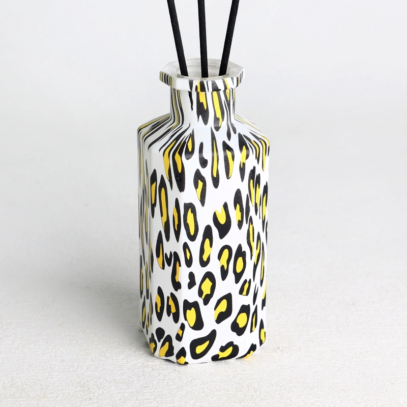 Wassertransfer fertiger Leopardenmuster runde Glasdiffusorflasche