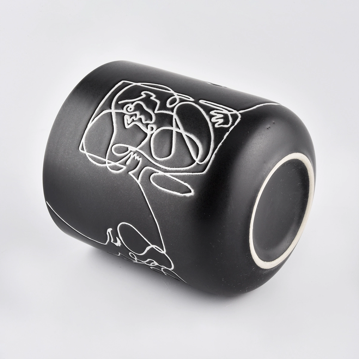 10z Black Ceramic Kerzengefäß mit Skizzengrafik