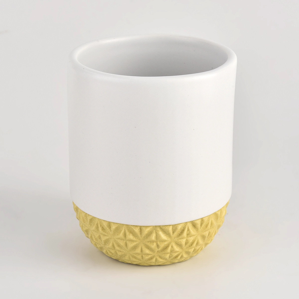 8oz matte white ceramic candle jars with custom base 8oz matte white ceramic candle jars with custom base