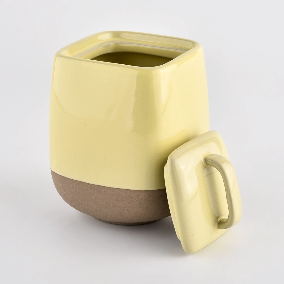 ceramic candle containers with lids and glazing color 