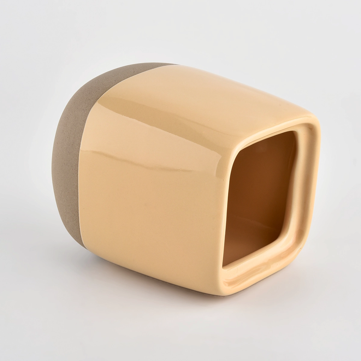 ceramic candle containers with lids and glazing color 