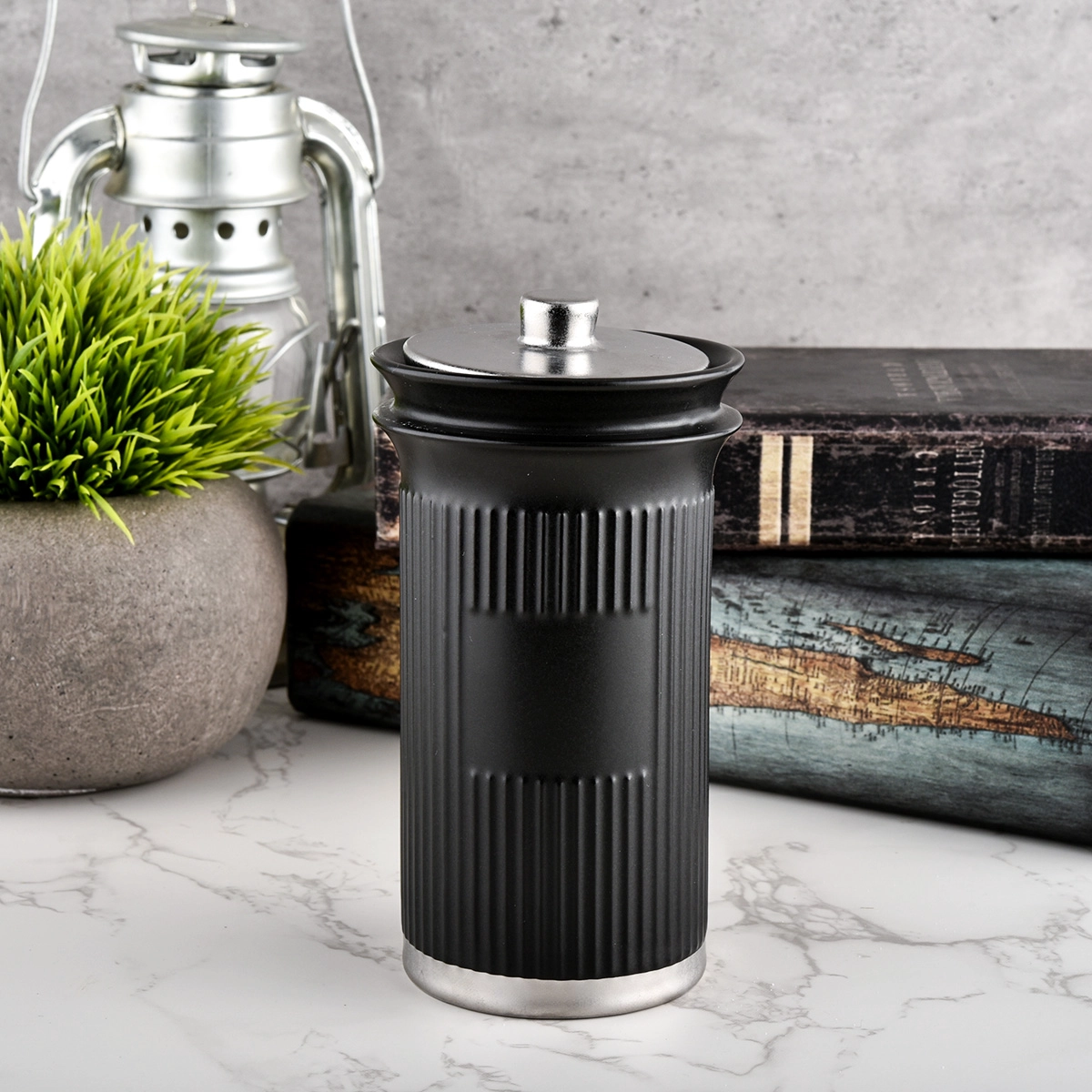 Matte Black Ceramic Candle Container with Lids Matte Black Ceramic Candle Container with Lids