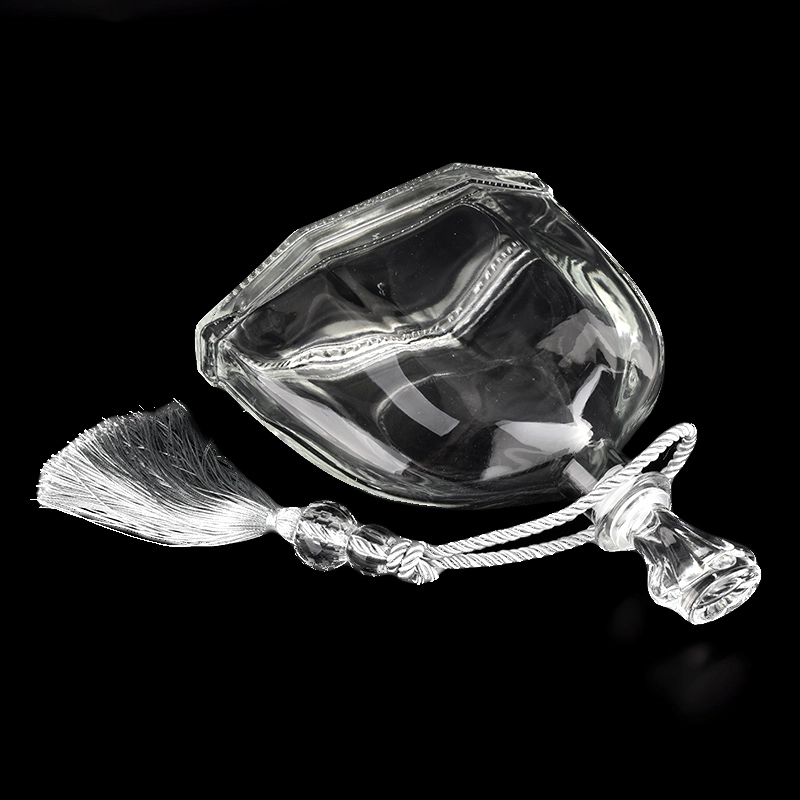 Luxury special shape effect glass fragrance bottles for wholesale