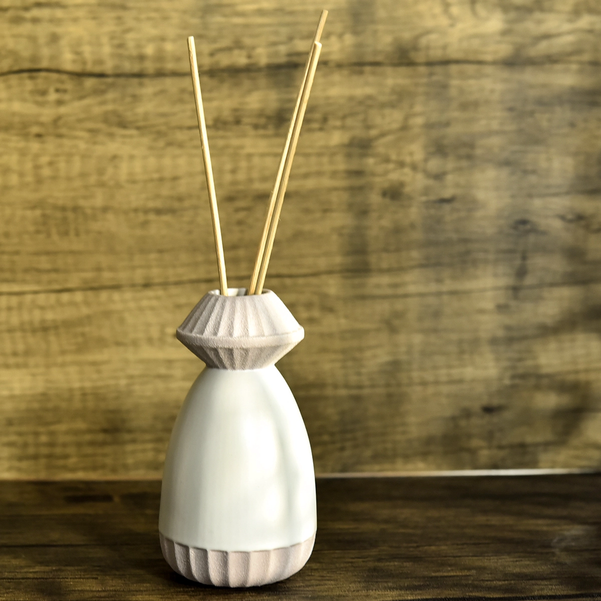  Luxury Air Freshener Perfume Ceramic Diffuser Bottles