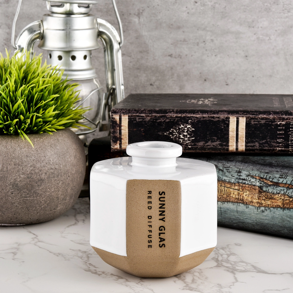 Luxury Solid White Ceramic Reed Diffuser Bottle Wholesale