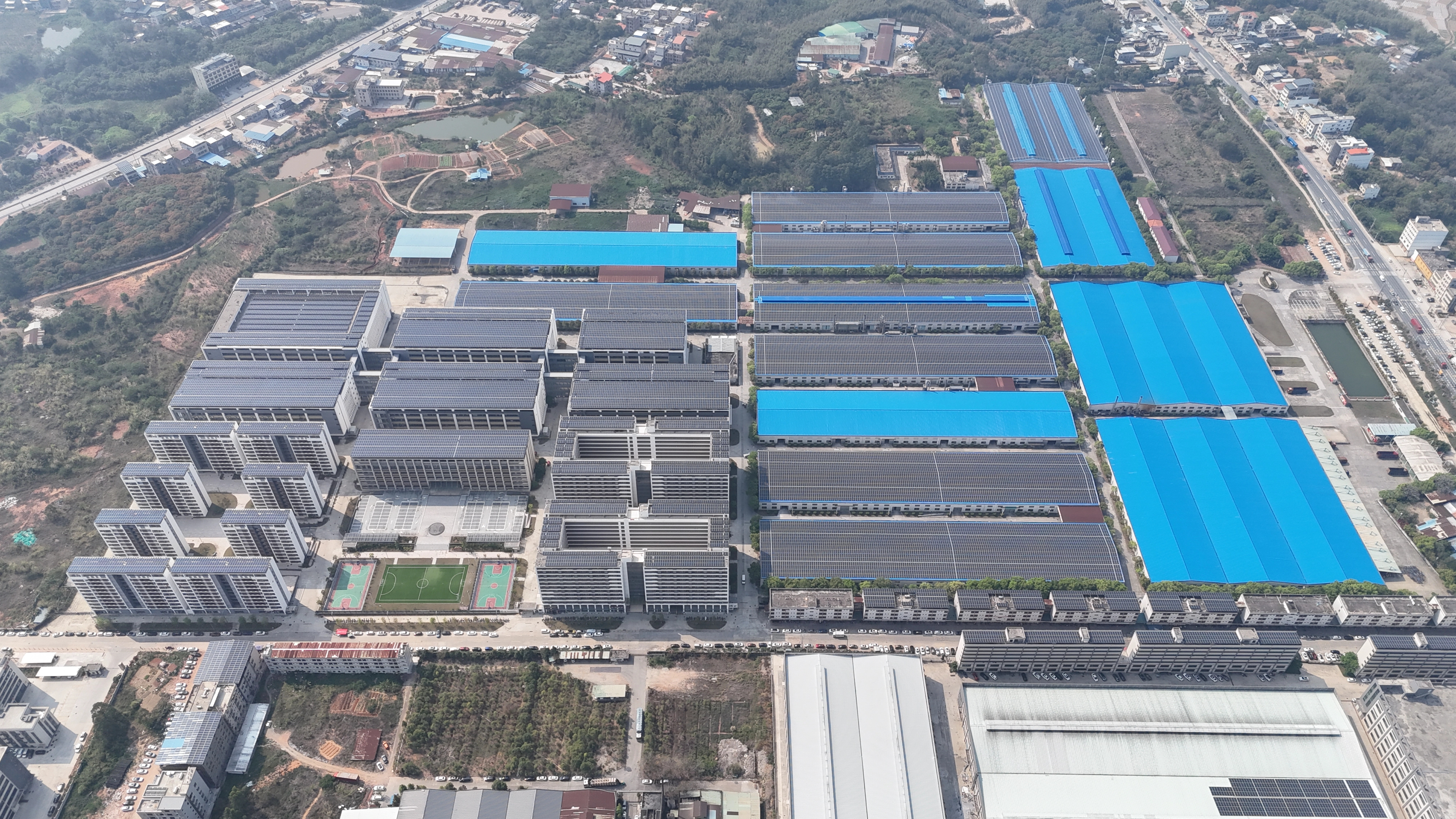 11MWp rooftop distributed photovoltaic project in Huizhou Logistics Park in April 2024