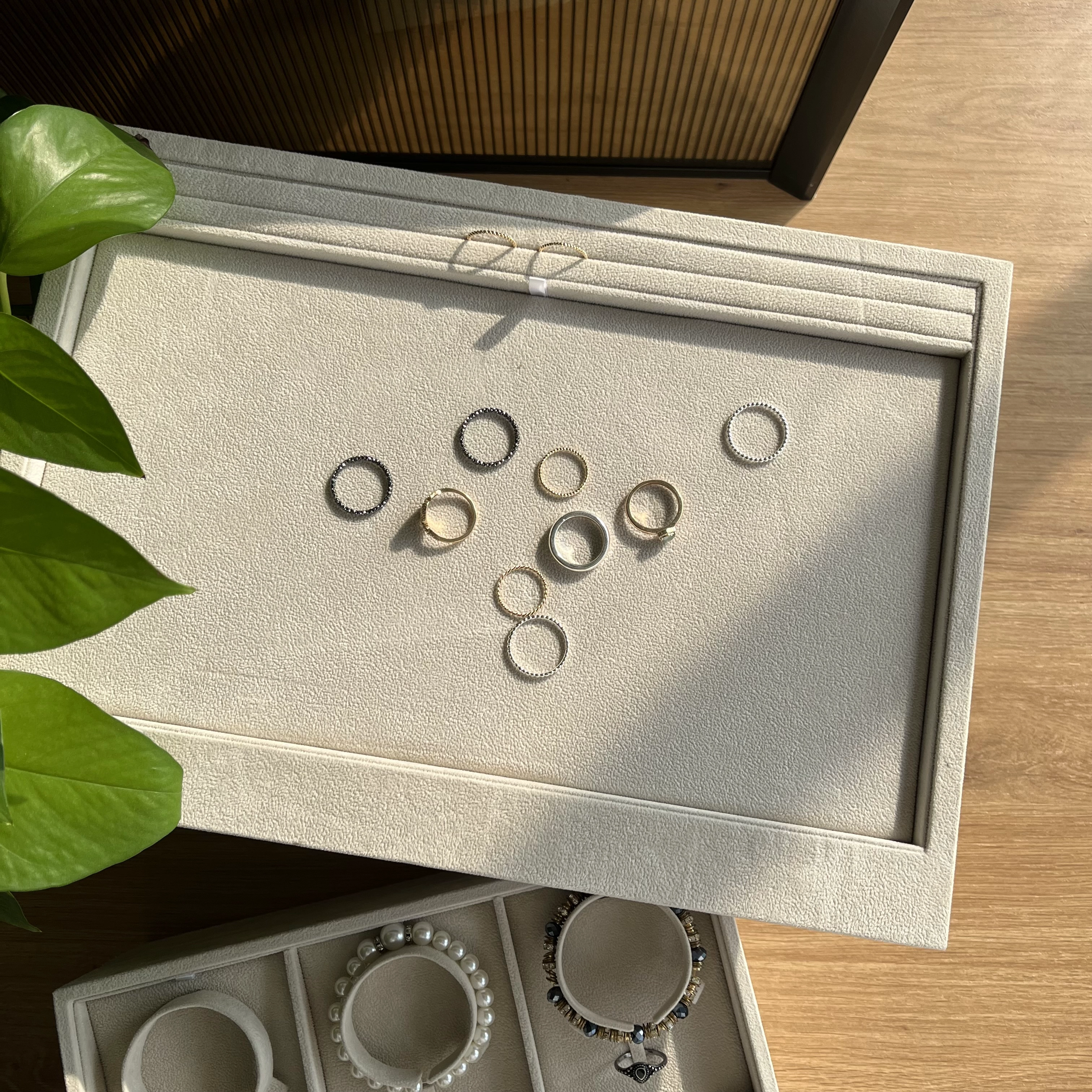 China stackable wooden jewelry display tray serving tray jewelry store counter serving display tray manufacturer
