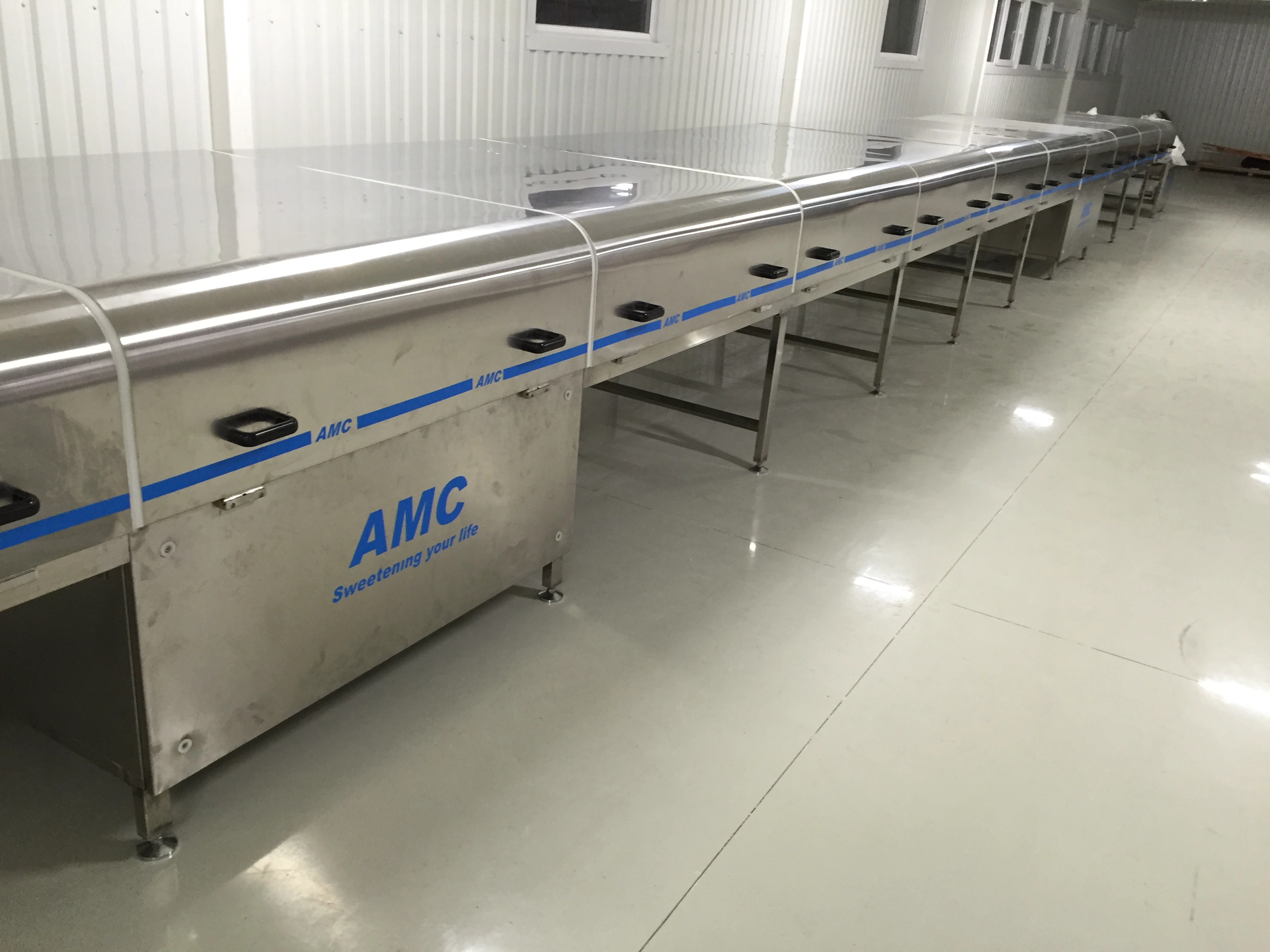 الصين مزود أنفاق تبريد الشوكولاتة AMC الصانع