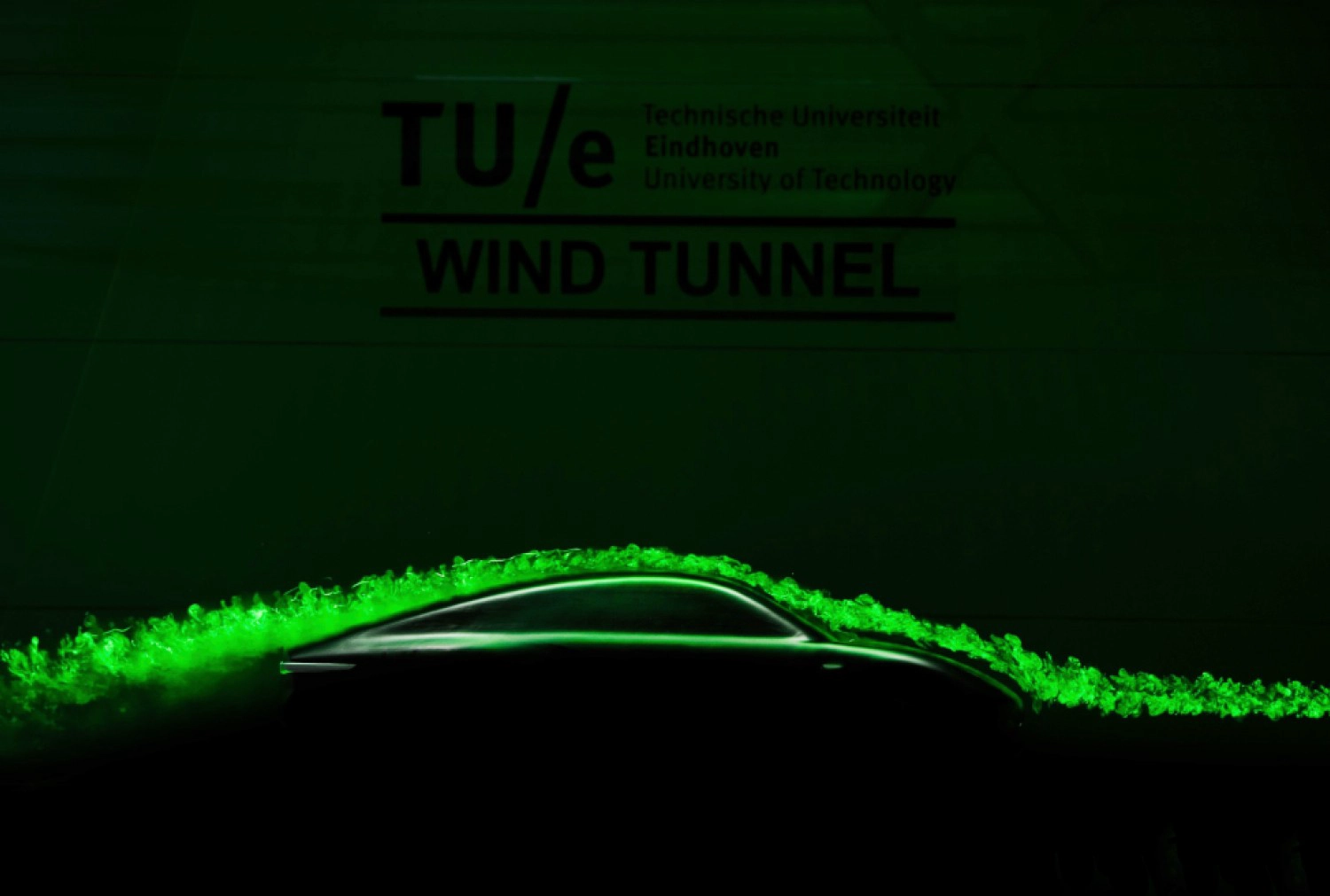 Solar electric vehicle