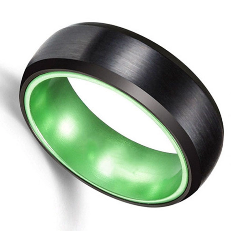 Heißer Verkauf 8mm Matte Fertig Schwarz Wolframkarbidring mit grünem Aluminium Innenband China Lieferant