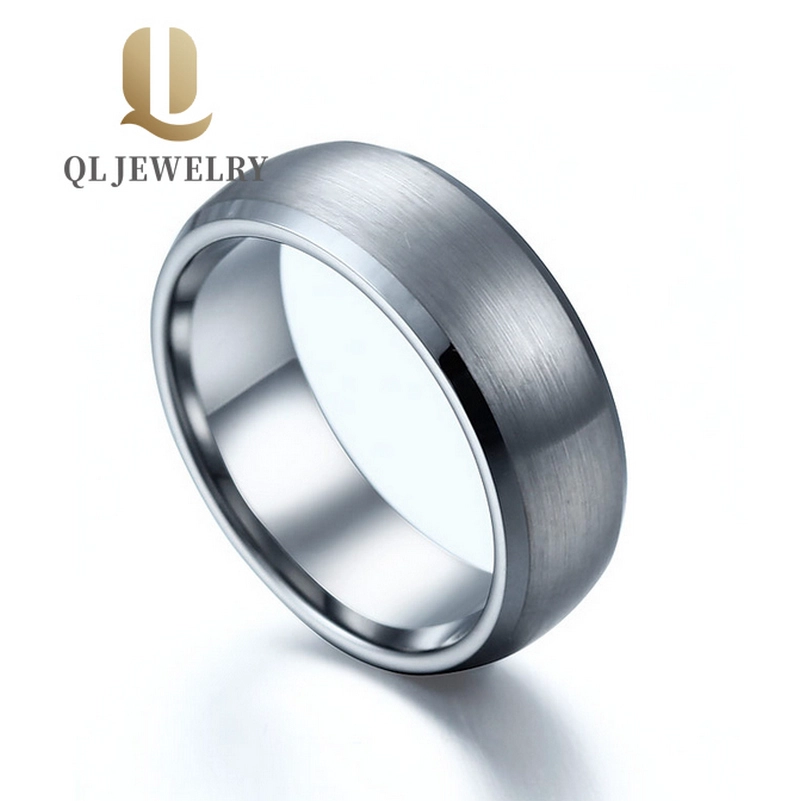 8mm Comfort Fit Klassischer Wolframkarbidring mit abgeschrägter Kanten gebürstetes Zentrum
