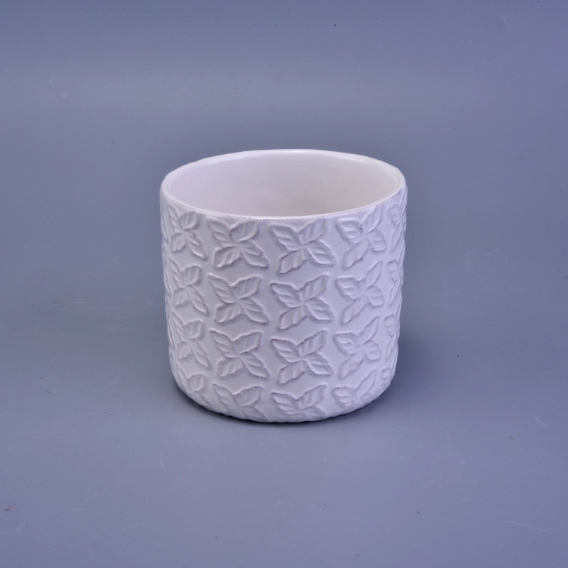 Beautiful hand made glazing white series of the ceramica cnadle holder Beautiful hand made glazing white series of the ceramica cnadle holder