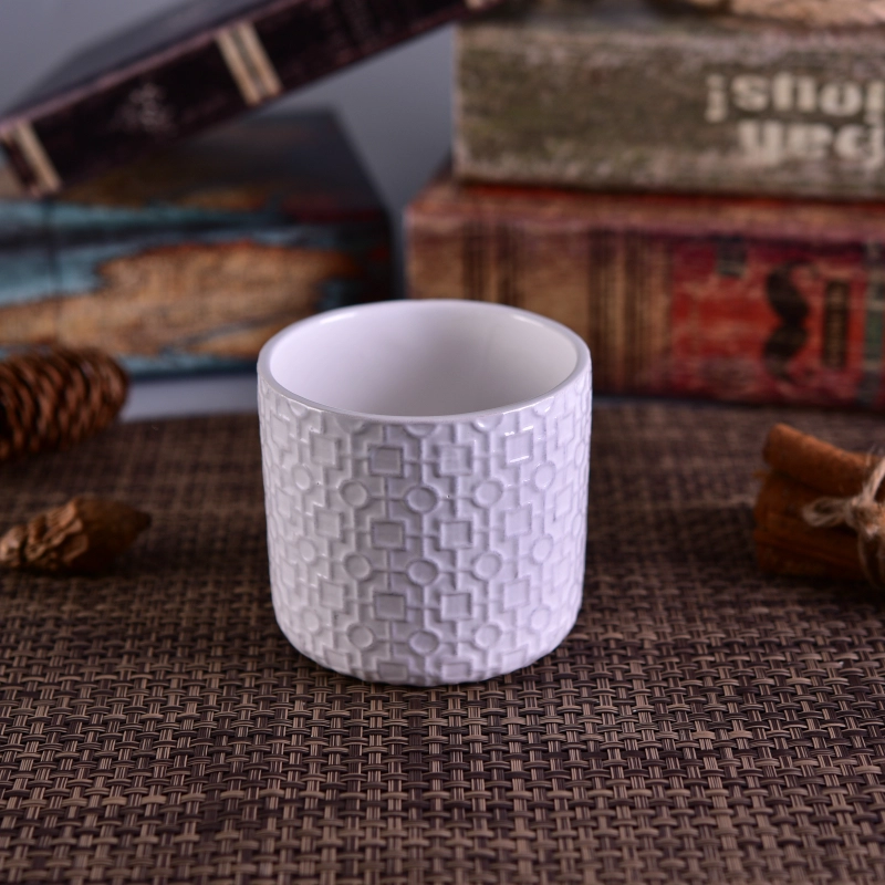 Beautiful hand made glazing white series of the ceramica cnadle holder Beautiful hand made glazing white series of the ceramica cnadle holder