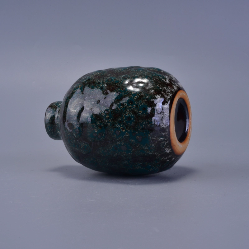 Round ceramic glazed diffuse bottle with reed