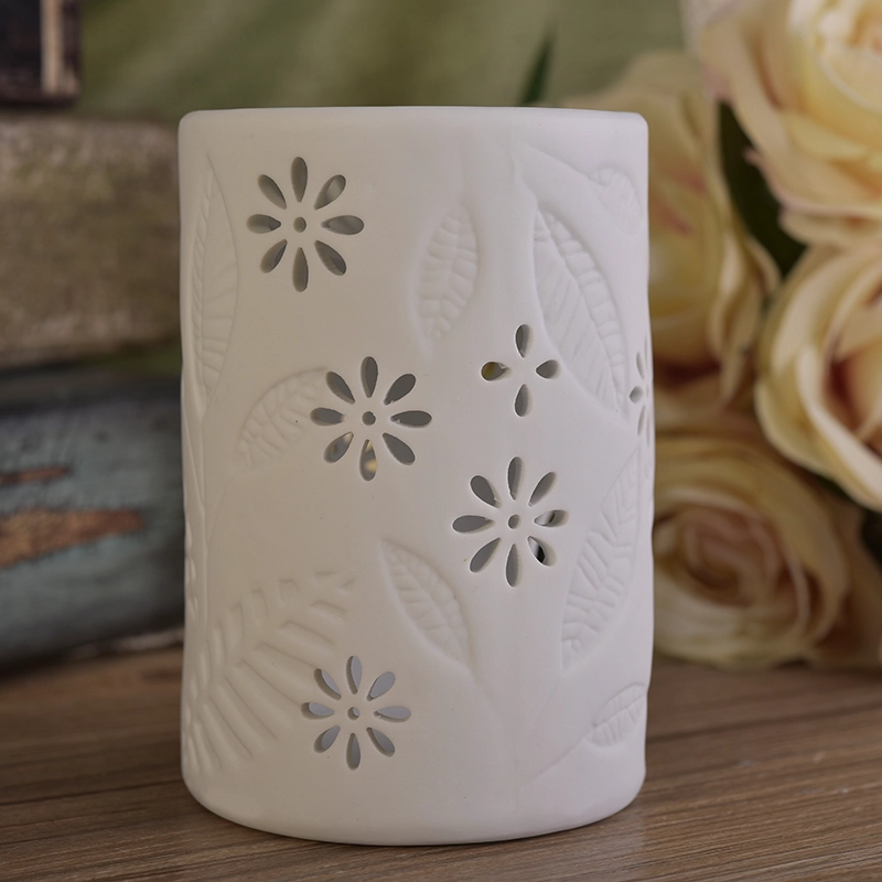 White leaves debossed ceramic candle burner White leaves debossed ceramic candle burner