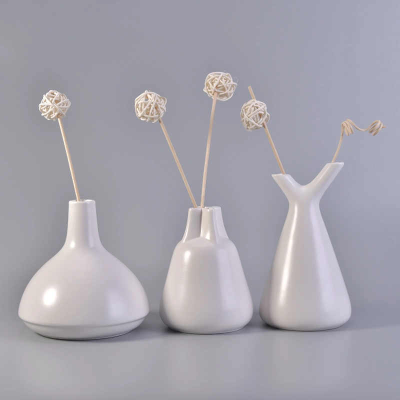 Ceramic oil diffuser bottles
