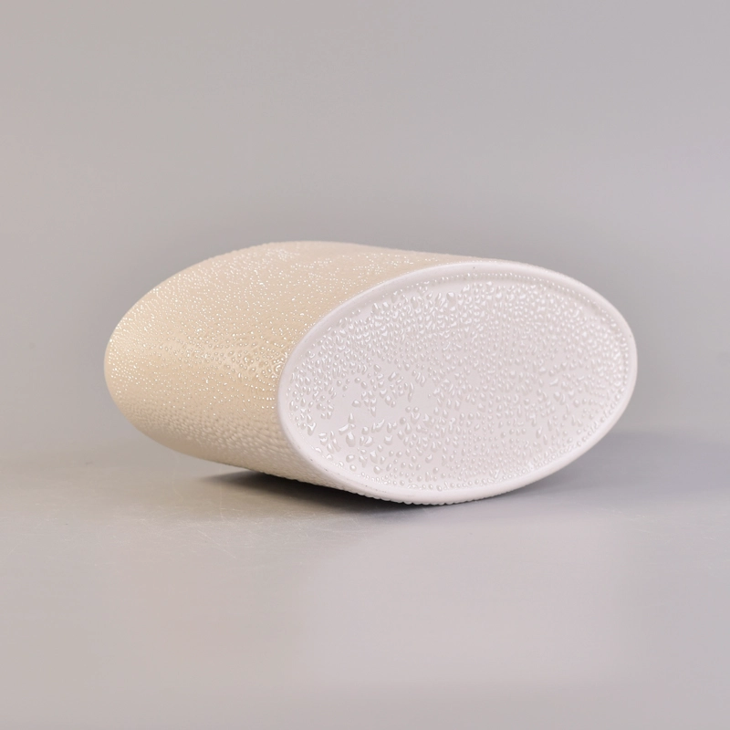 Pearl dot glazed ellipse ceramic soy wax candle holders Pearl dot glazed ellipse ceramic soy wax candle holders