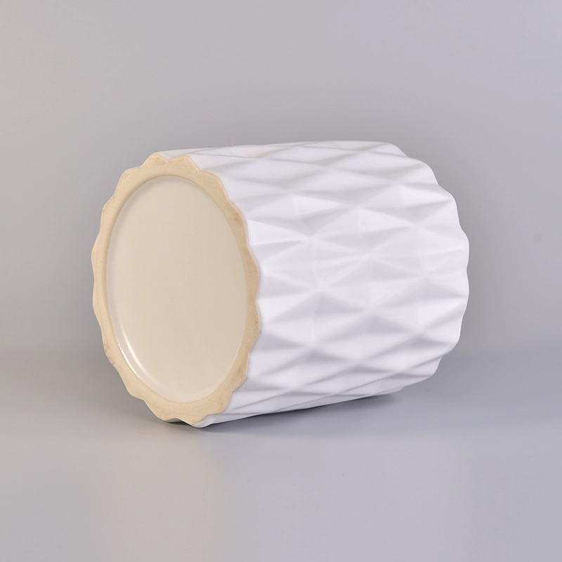 diamond pattern ceramic candle jar with golden inside