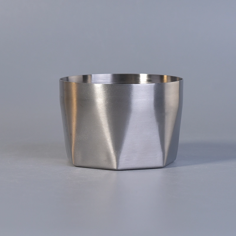 Silver stainsteel votive candle holder Silver stainsteel votive candle holder