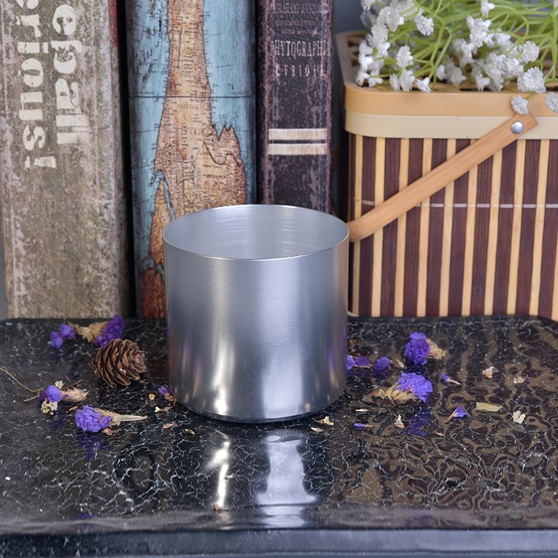 Hot popular silver aluminium cylinder metal candle jar wholesale