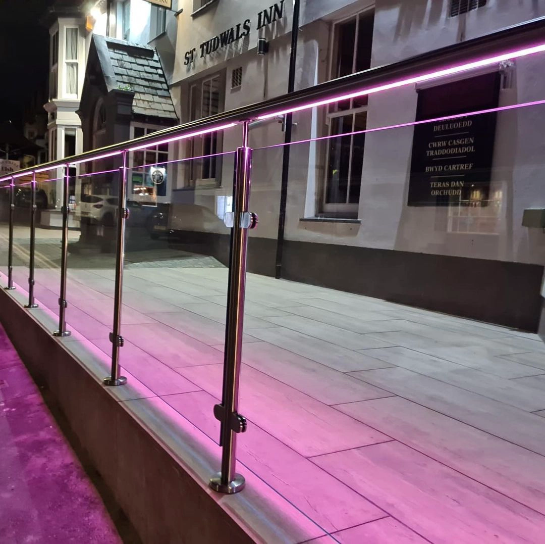 Iluminación LED de pasamanos de acero inoxidable 316 para barandillas de escaleras