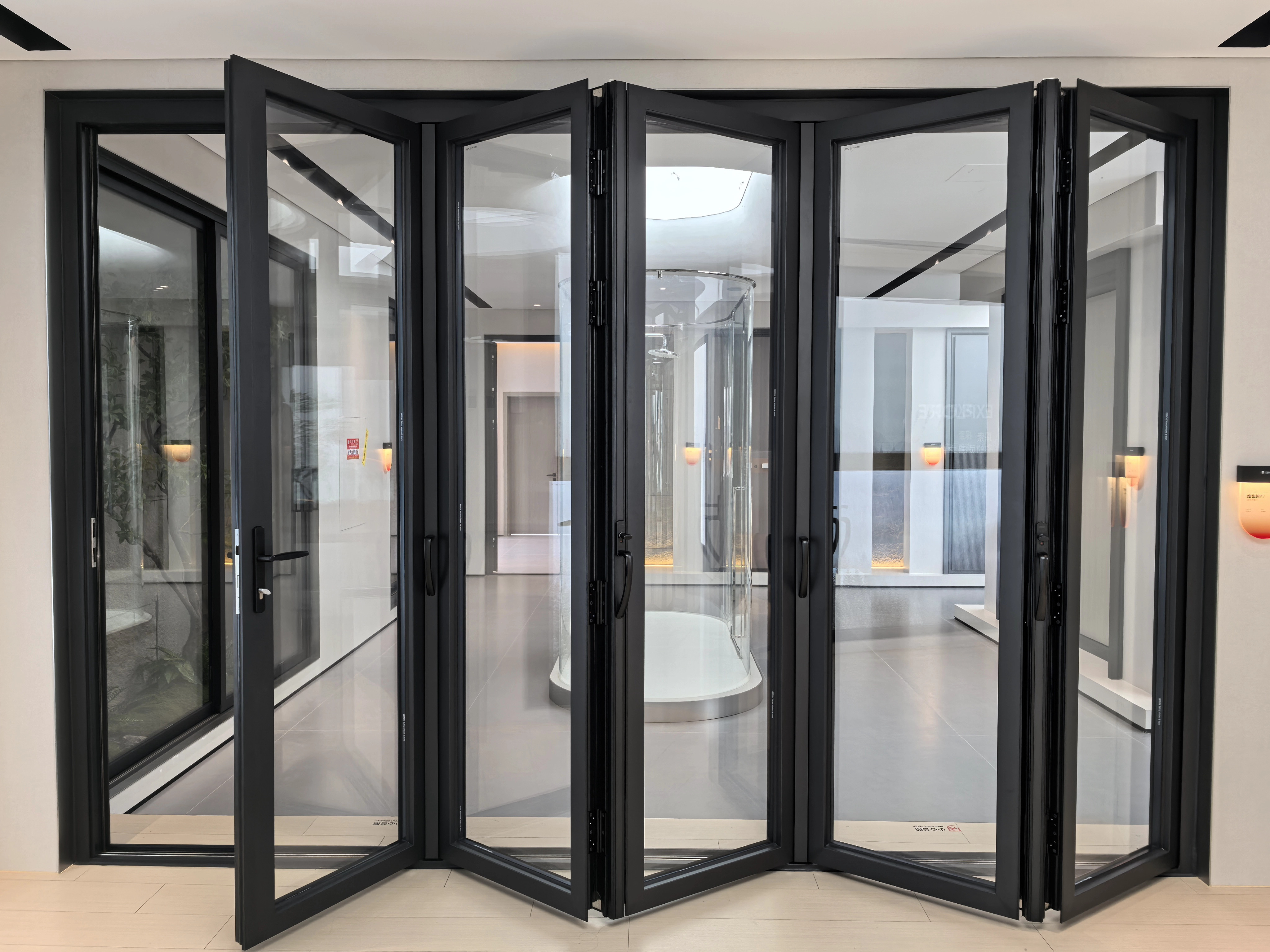 Porte in alluminio del design moderno villa doppia porte di fisarmonica bifolda in vetro