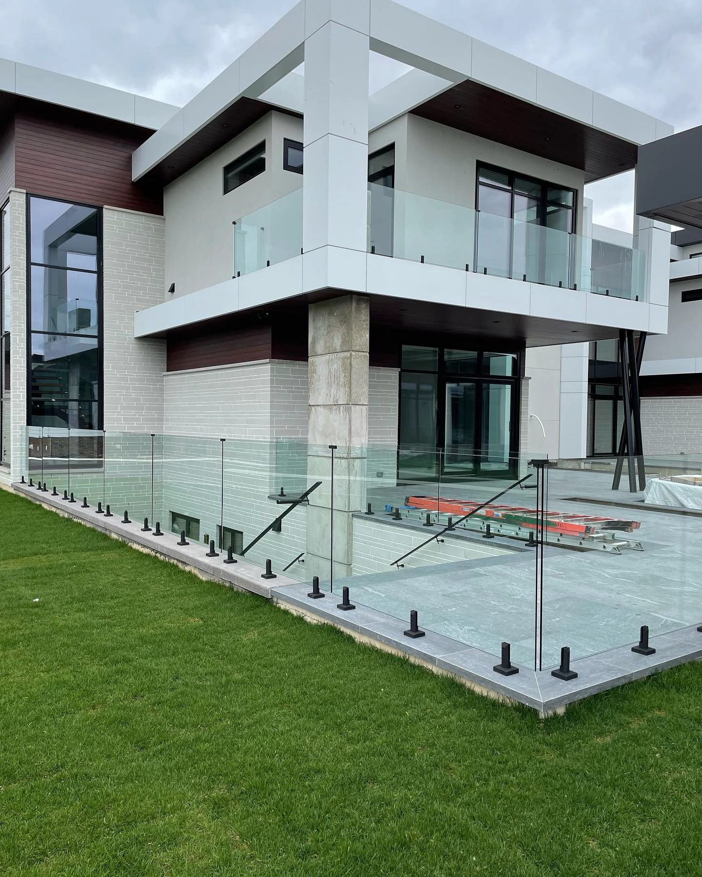 Torneira de vidro em aço inoxidável duplex 2205 | Montagem de corrimão sem moldura para piscina, varanda e escada - em estoque, envio em 24 horas