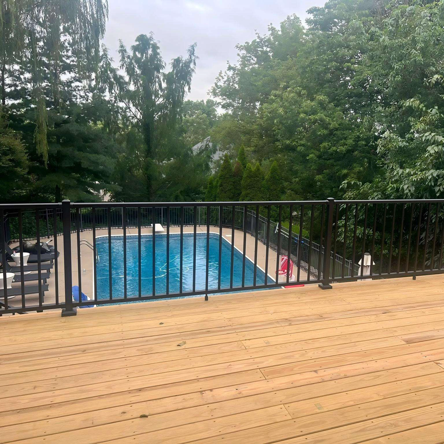 Ringhiera in picchetto in alluminio per terrazza, balcone e scale - 6063 verniciato a polvere