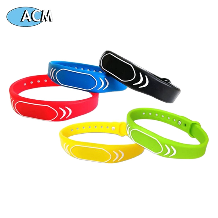 Çin S50 F08 NTAG213 216 TK4100 T5577 EM4305 ile su geçirmez Ayarlanabilir NFC Bilezik üretici firma