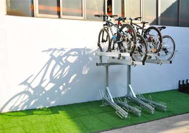 China Por que o suporte para bicicletas de pilha dupla da Chinabikerack é popular? fabricante