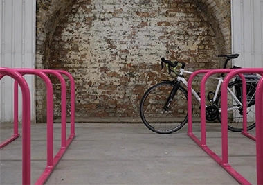 Cina Materiali e design resistenti agli agenti atmosferici del parcheggio per biciclette all'aperto produttore