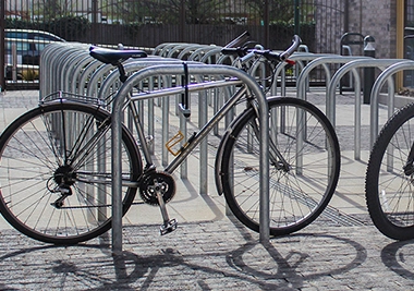 Cina Perché investire in un portabiciclette di qualità è importante: proteggere le biciclette e massimizzare lo spazio produttore