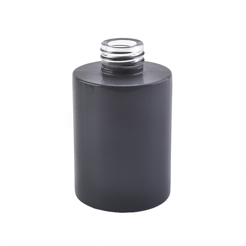 China Wholesale decorative reed diffuser essential oil glass bottle manufacturer